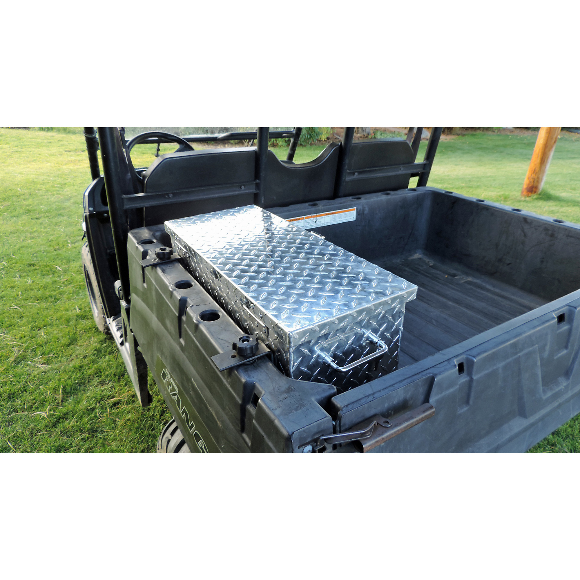 Hornet Outdoors, Polaris General Aluminum Diamond Plate LARGE, Model# R-3027-G